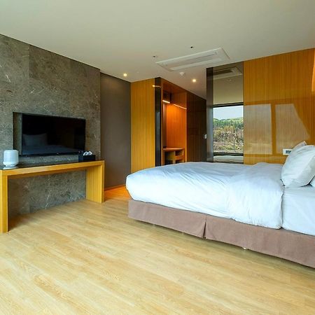 Jeongseon Intoraon Hotel ภายนอก รูปภาพ